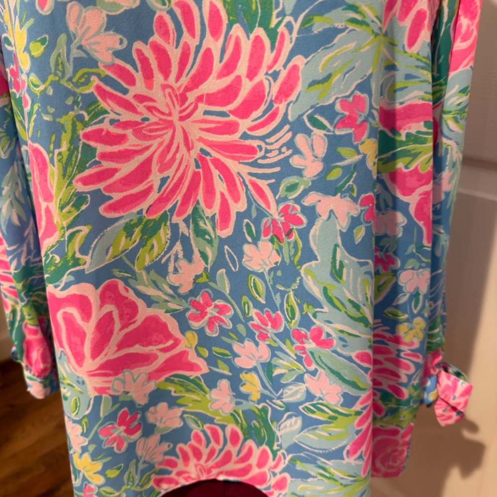 Lilly Pulitzer Vibrant Multicolor Top - Picture 4 of 6